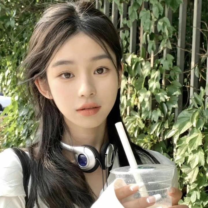 幽冥花开